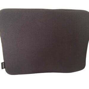 ❄️ Target Black Neoprene Zippered Unisex Computer Laptop Sleeve NWOT